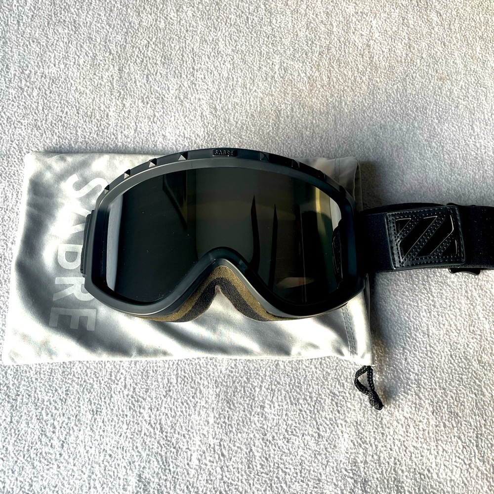 Sabre Goggles/ Snow